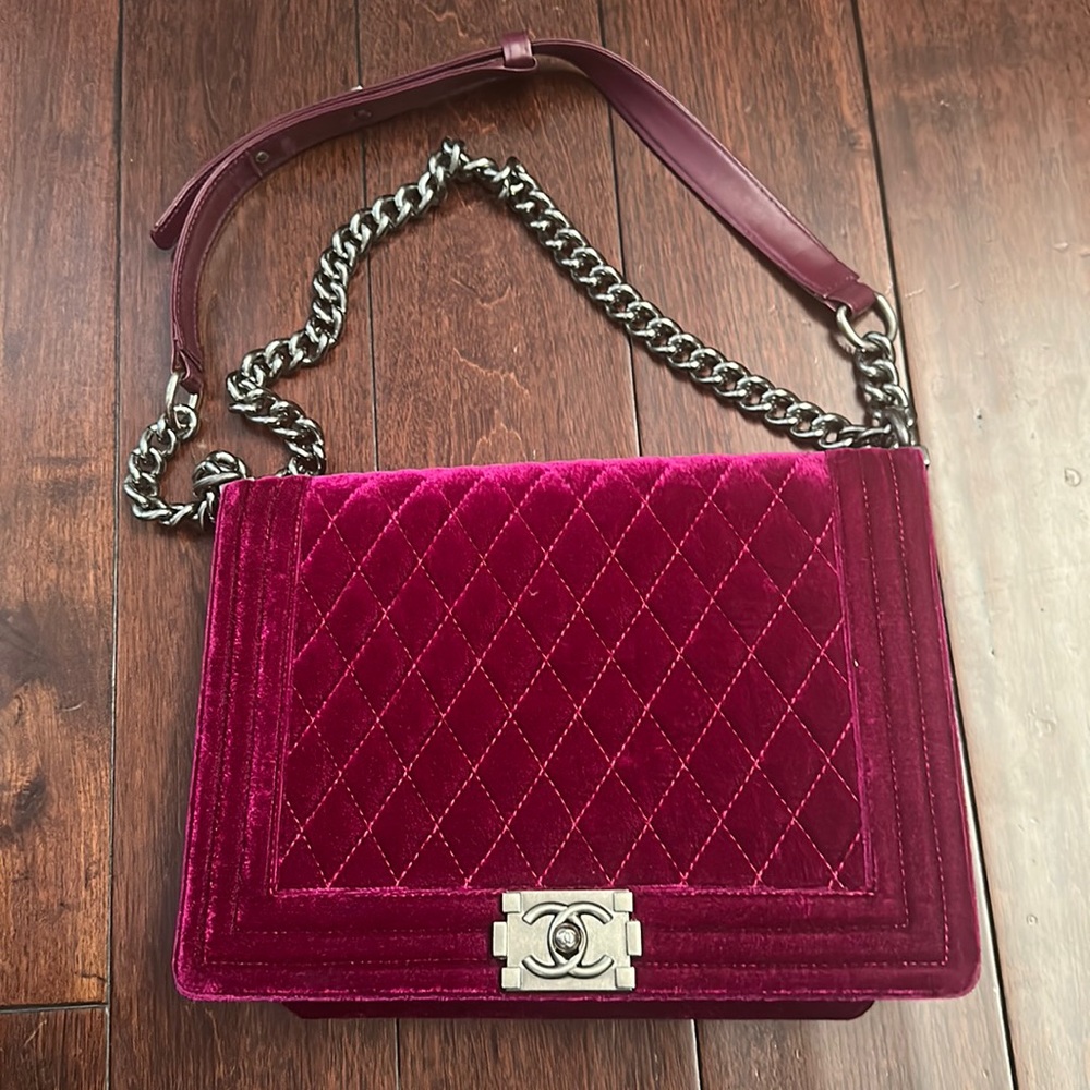 Burgundy velvet shoulder bag